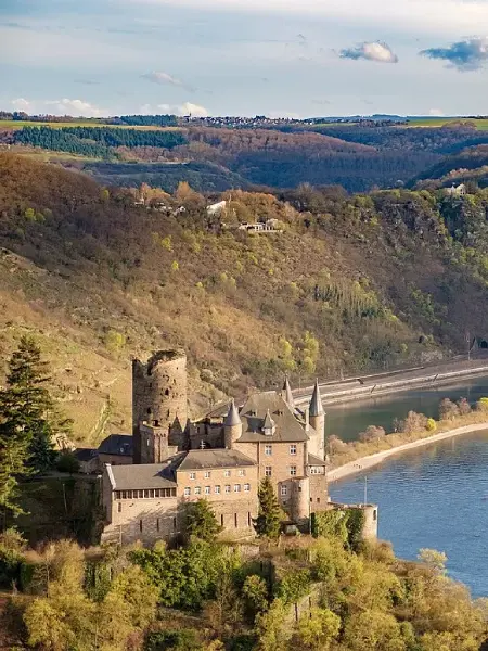 Mittelrhein-Panorama zwischen Koblenz und Bingen